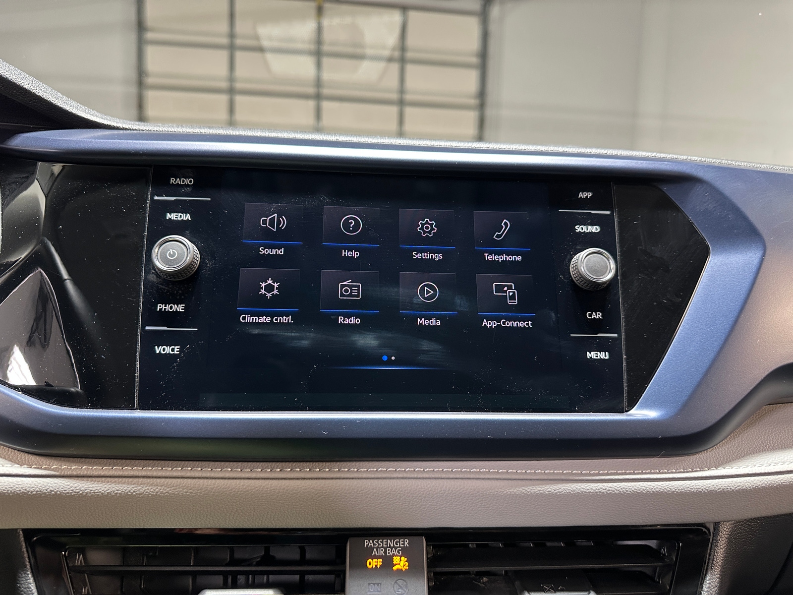 Thumbnail: 2024 Volkswagen Taos - 3