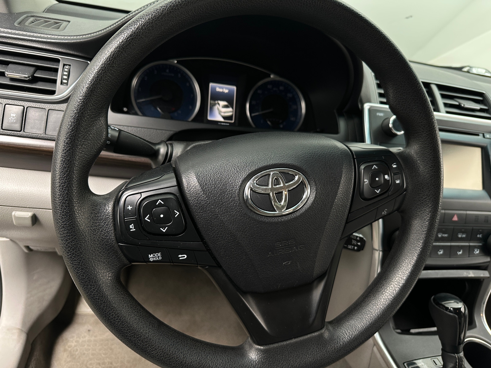 Thumbnail: 2016 Toyota Camry - 5