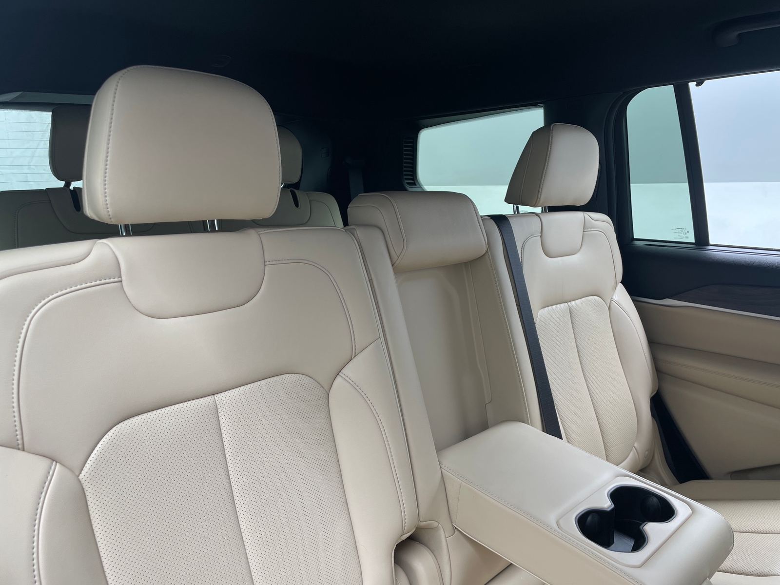 Thumbnail: 2023 Jeep Grand Cherokee L - 5