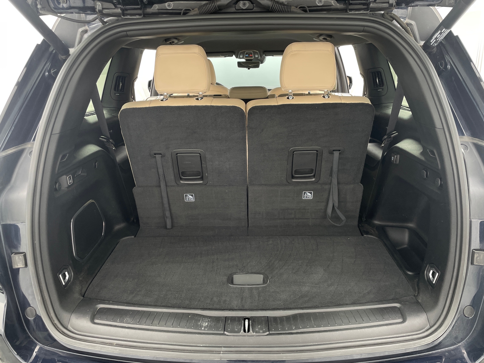 Thumbnail: 2023 Jeep Grand Cherokee L - 6