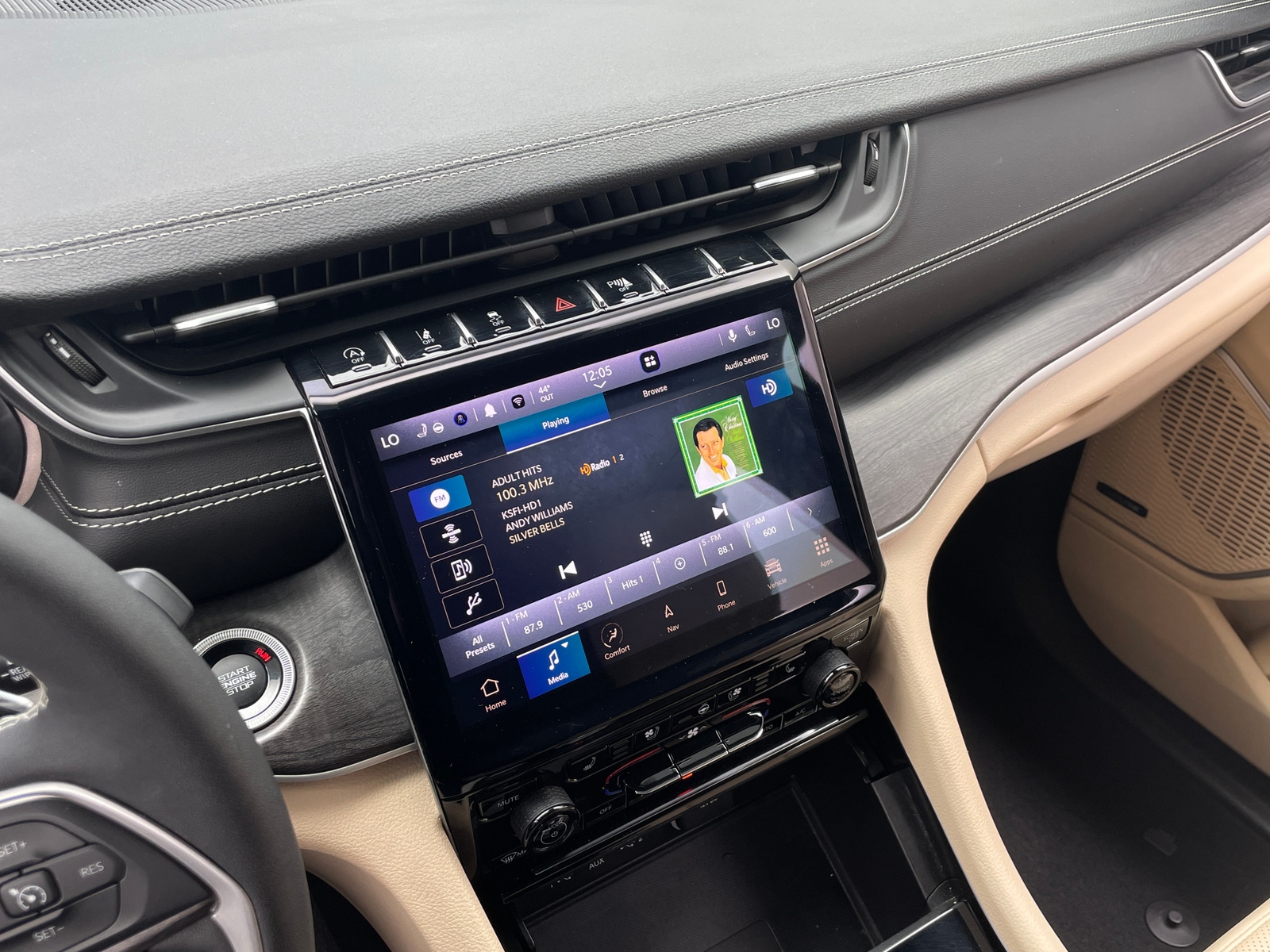 Thumbnail: 2023 Jeep Grand Cherokee L - 3