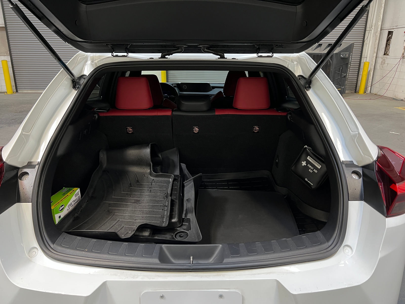 Thumbnail: 2021 Lexus UX - 6