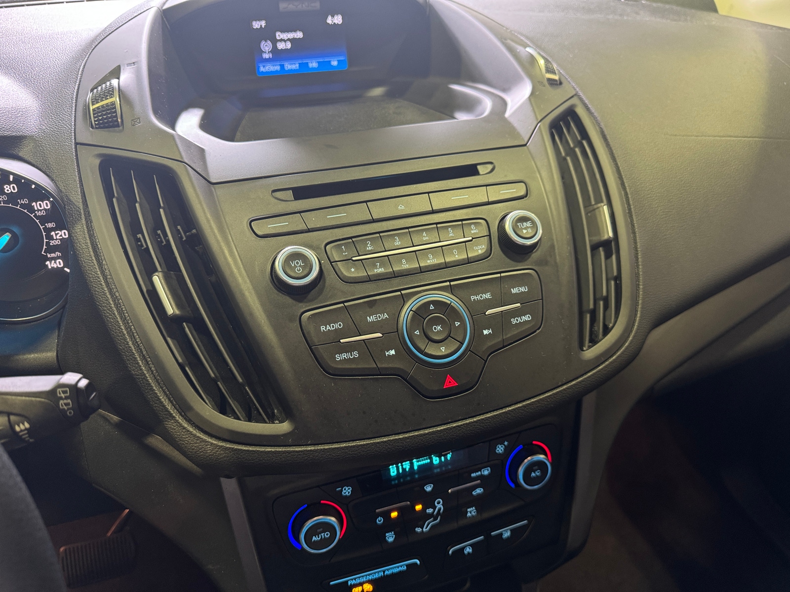 Thumbnail: 2017 Ford Escape - 4