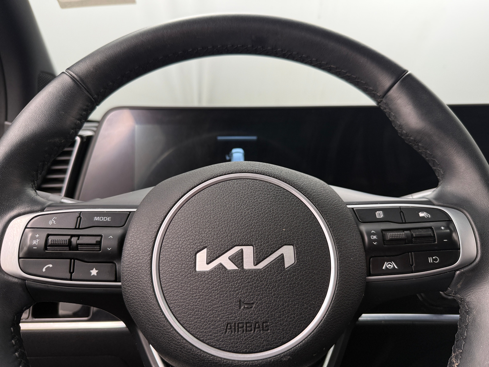 Thumbnail: 2025 Kia Sportage - 4