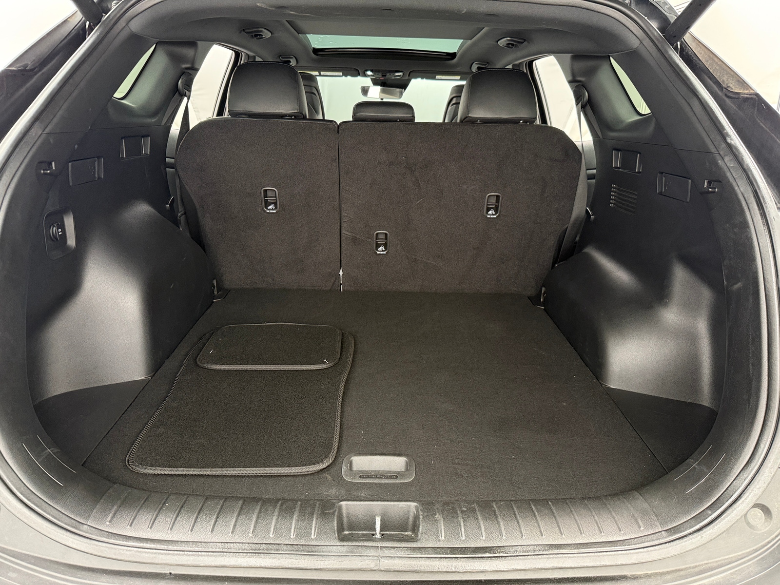 Thumbnail: 2025 Kia Sportage - 6