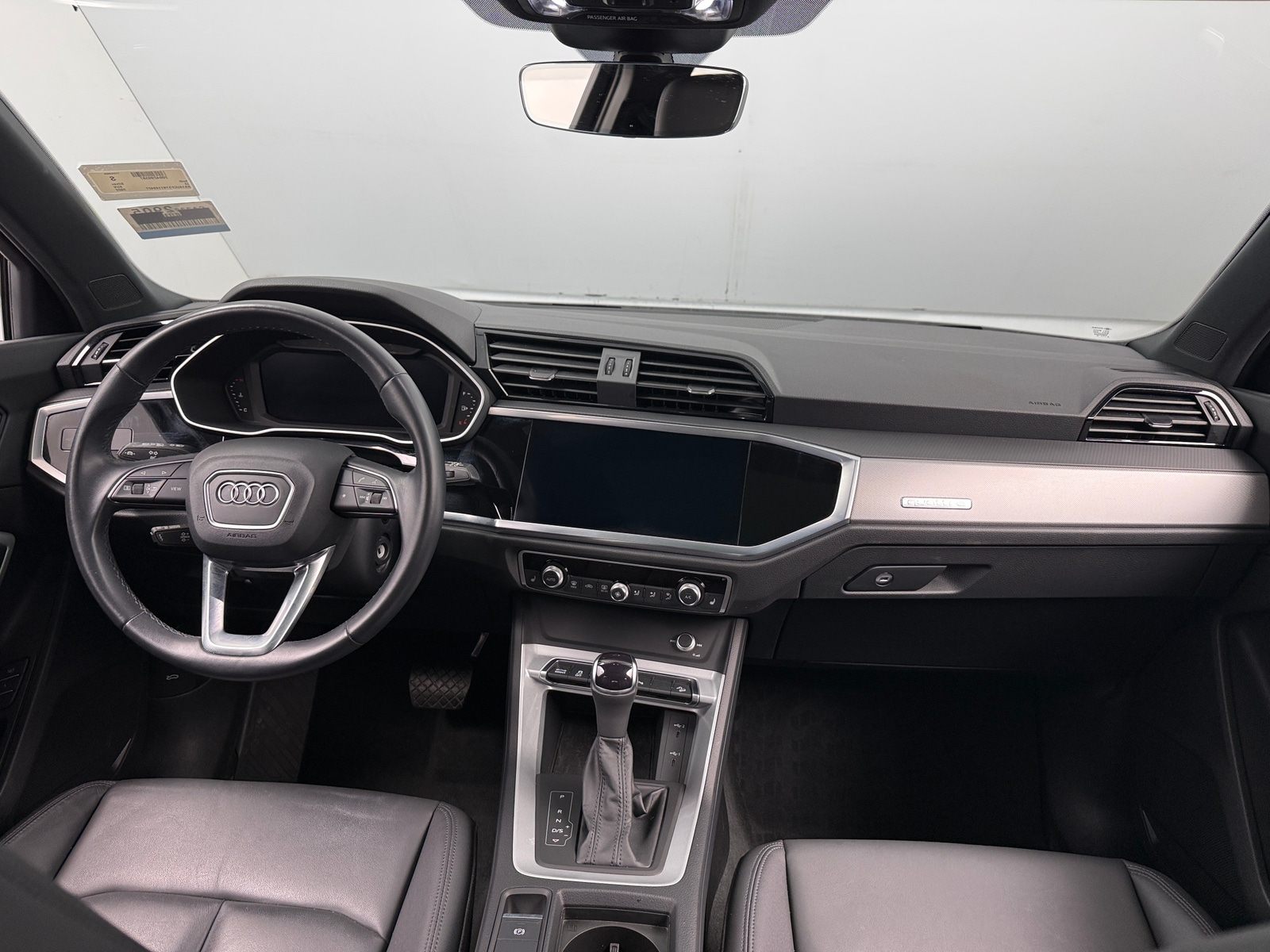 Thumbnail: 2022 Audi Q3 - 2