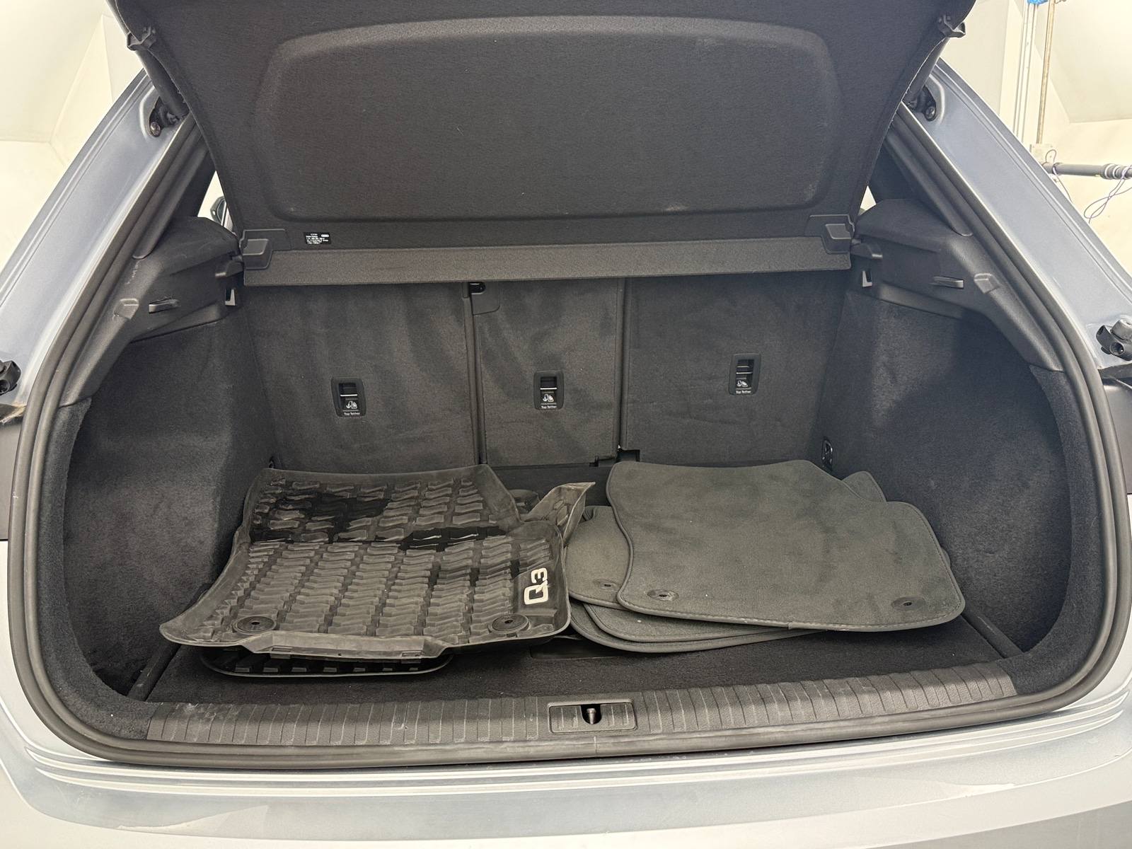 Thumbnail: 2022 Audi Q3 - 6