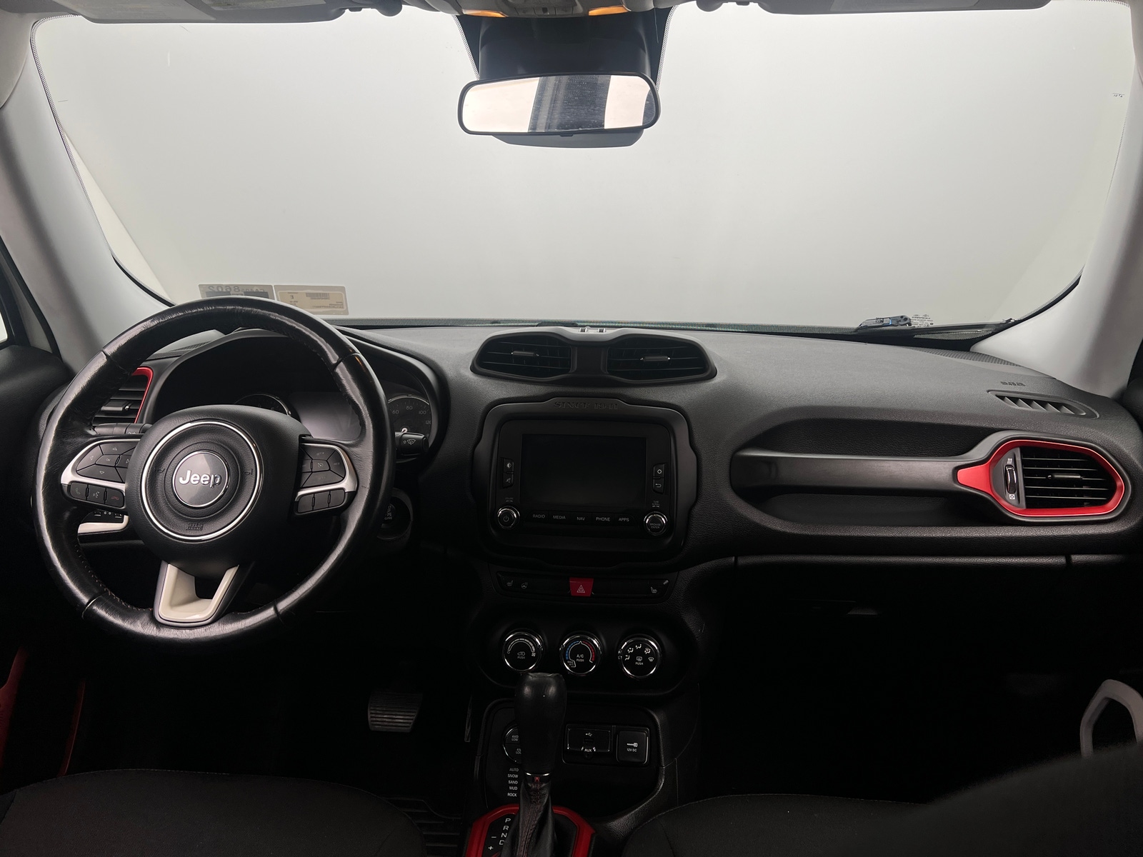 Thumbnail: 2017 Jeep Renegade - 3