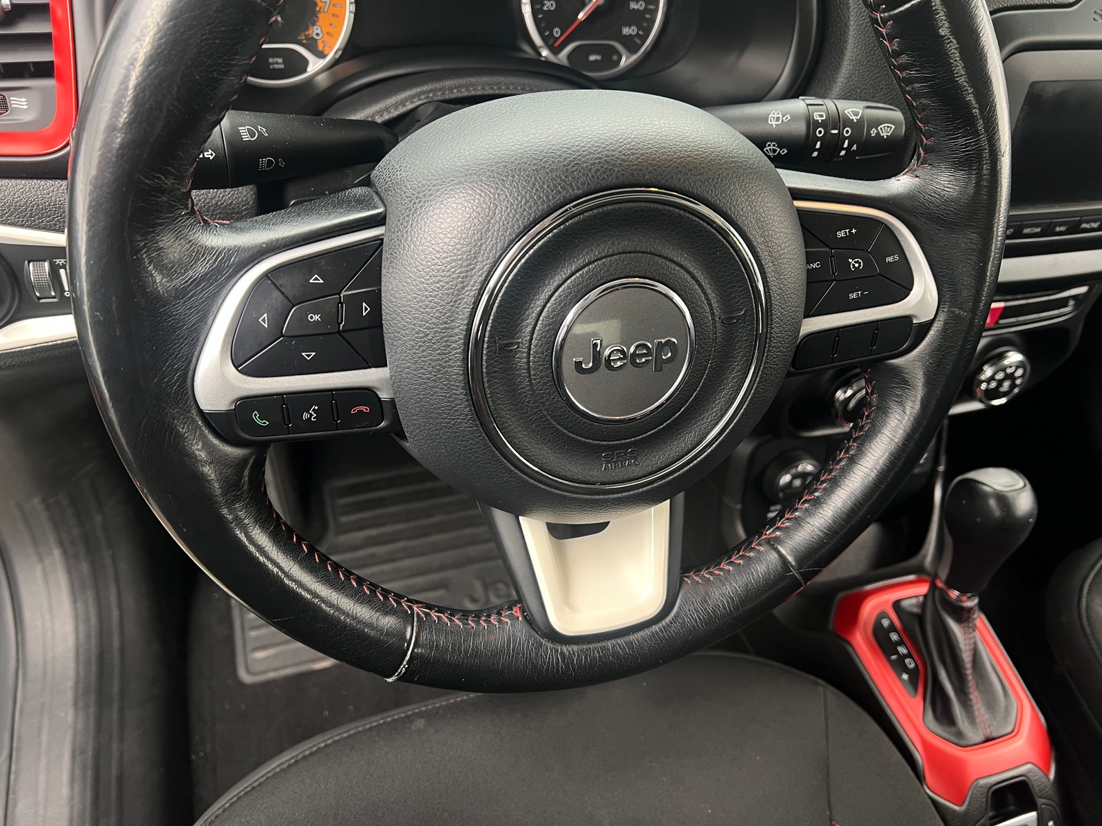 Thumbnail: 2017 Jeep Renegade - 5