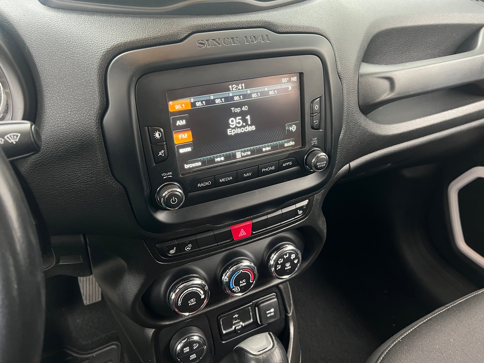 Thumbnail: 2017 Jeep Renegade - 4