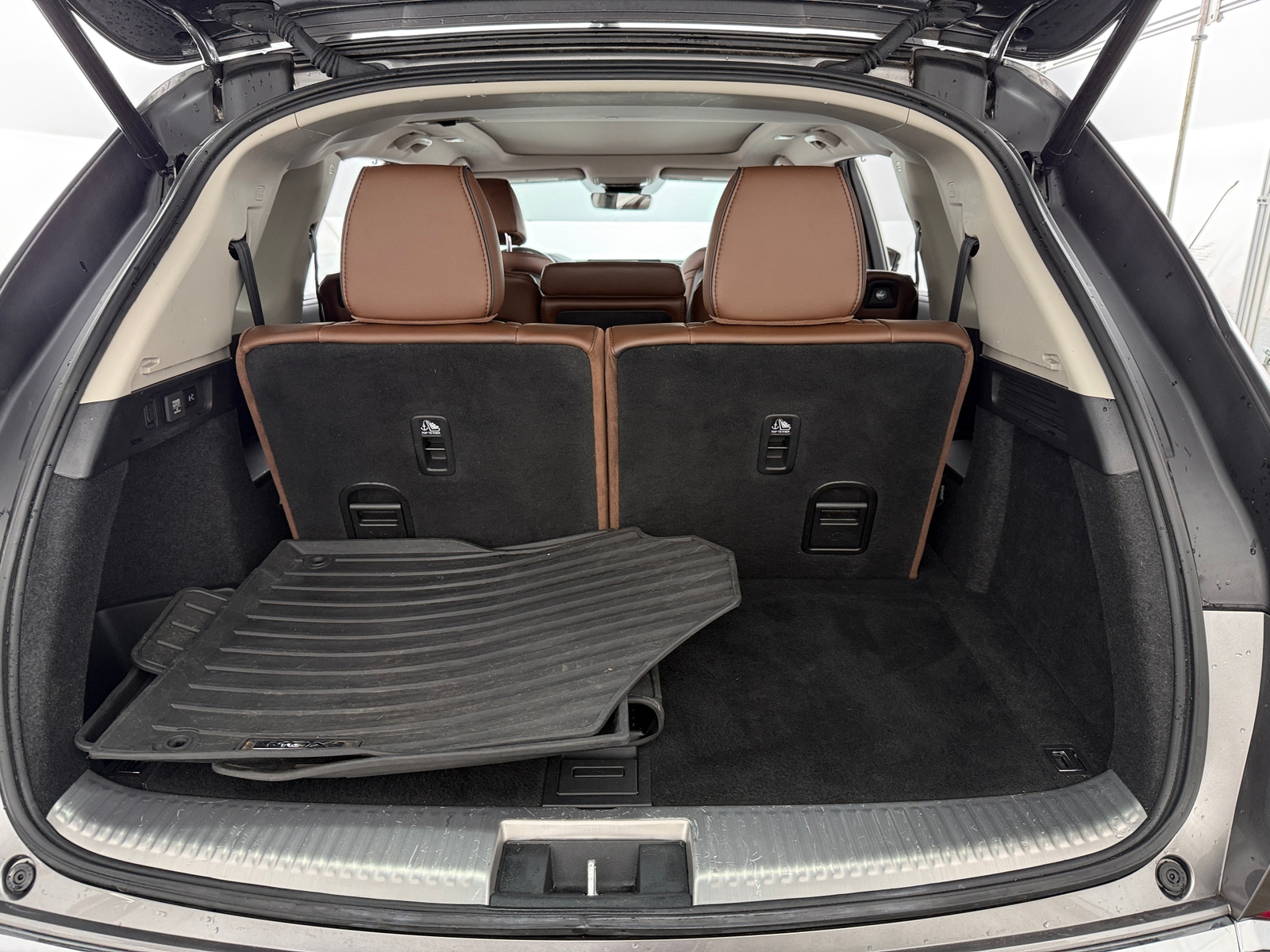 Thumbnail: 2022 Acura MDX - 6