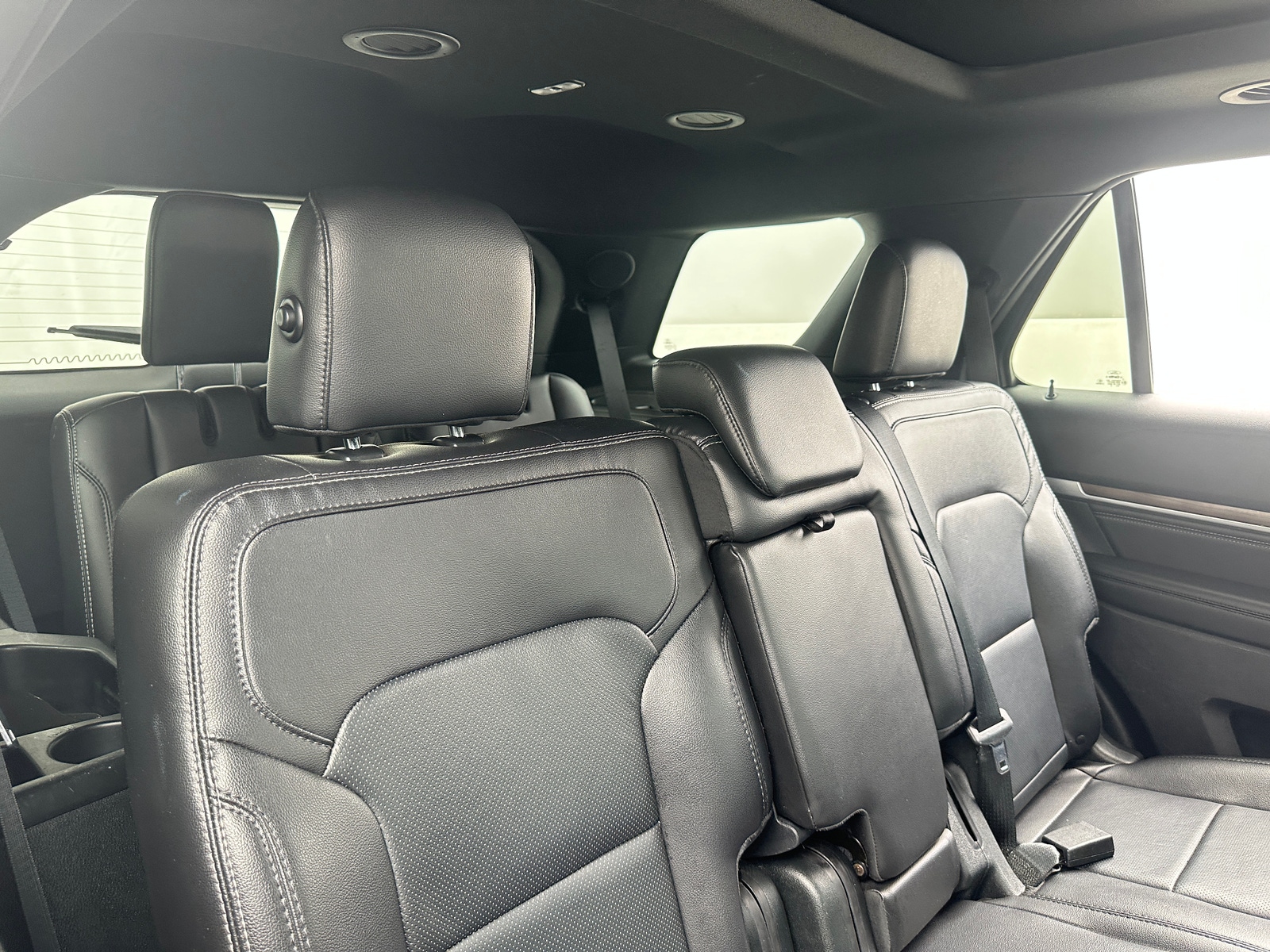 Thumbnail: 2019 Ford Explorer - 5