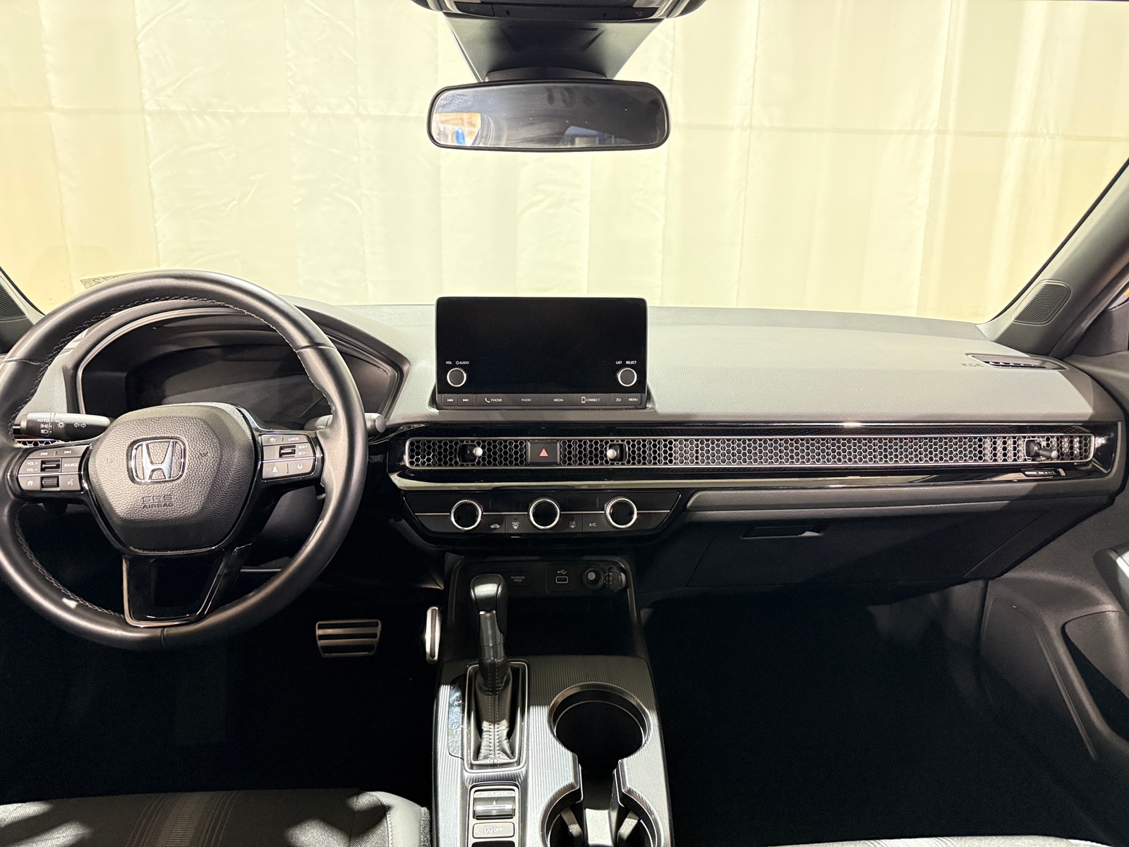 Thumbnail: 2024 Honda Civic - 3