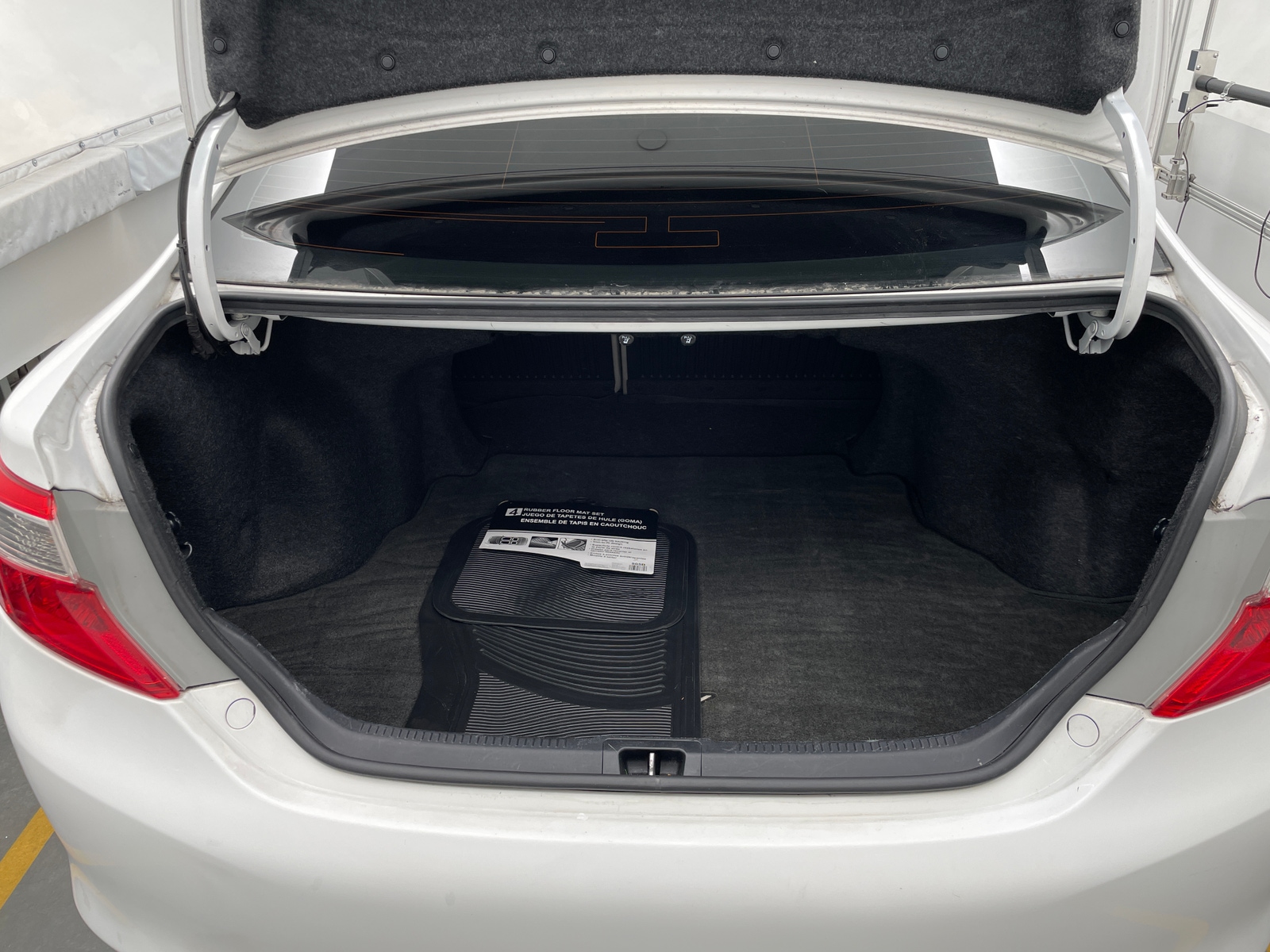 Thumbnail: 2014 Toyota Camry - 7