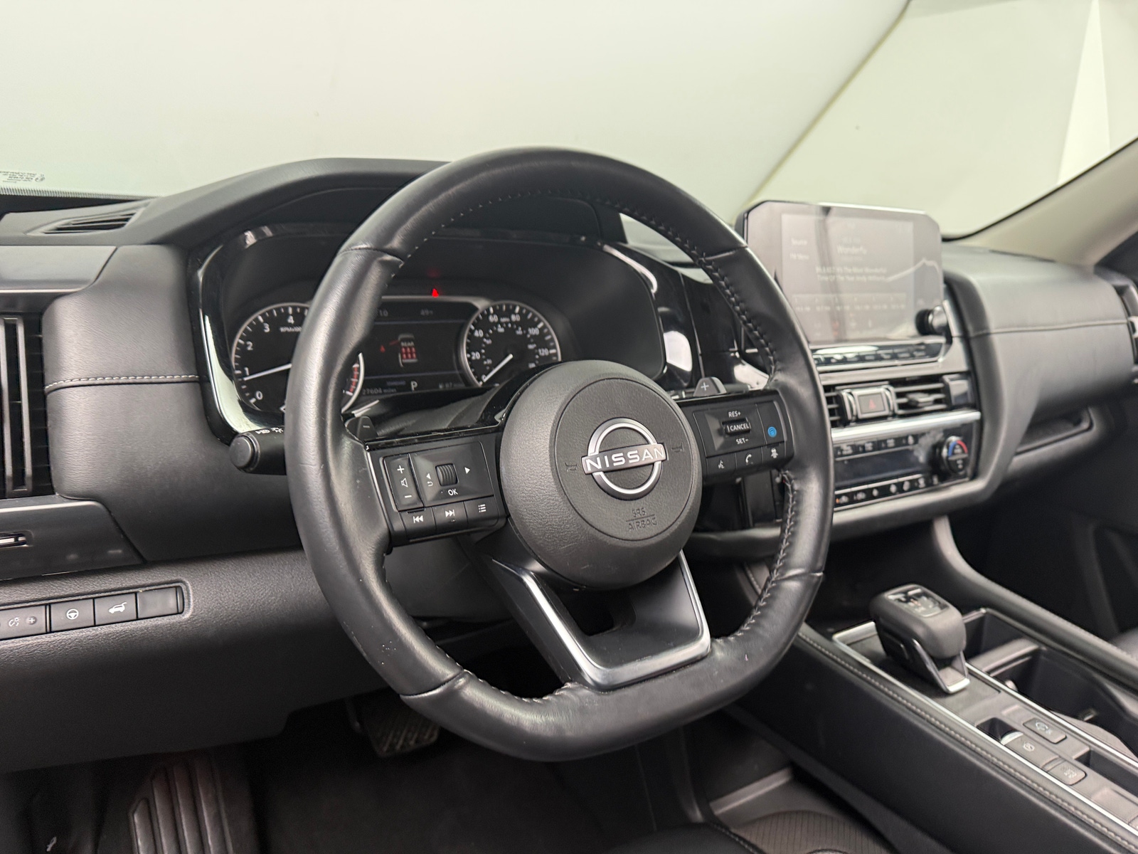 Thumbnail: 2024 Nissan Pathfinder - 4