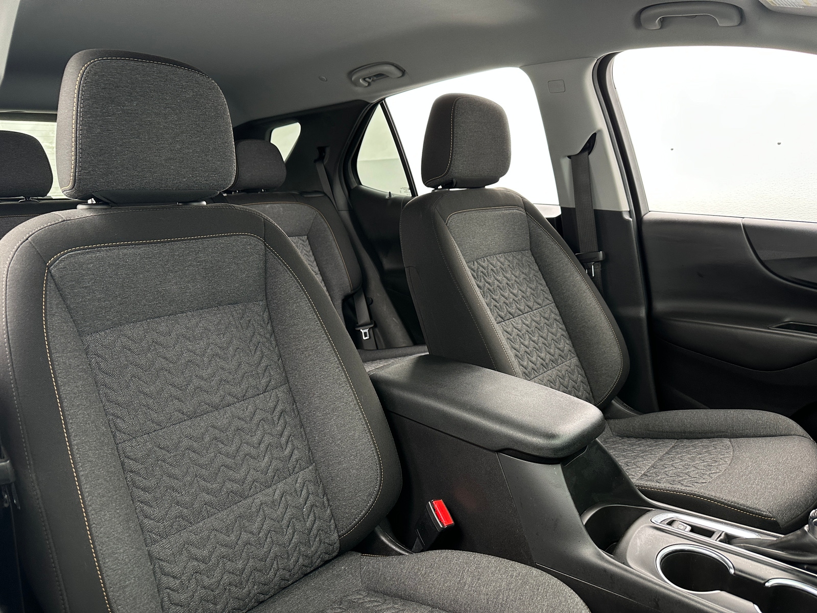 Thumbnail: 2022 Chevrolet Equinox - 2