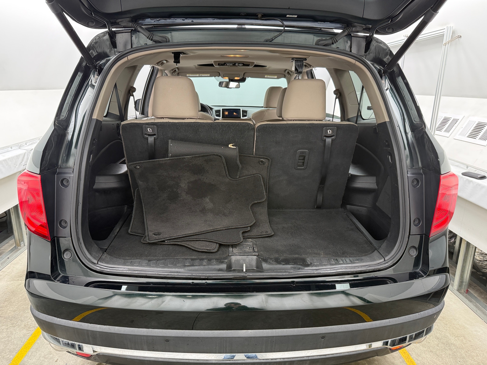 Thumbnail: 2017 Honda Pilot - 6