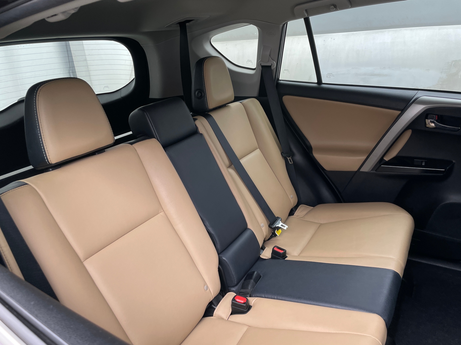 Thumbnail: 2018 Toyota RAV4 - 5