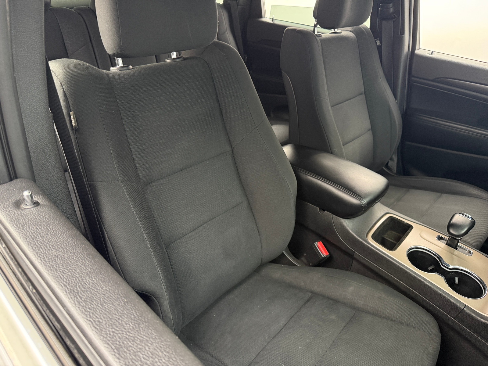 Thumbnail: 2014 Jeep Grand Cherokee - 2