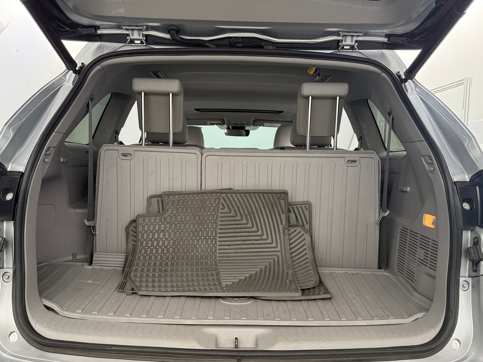 Thumbnail: 2019 Toyota Highlander - 6