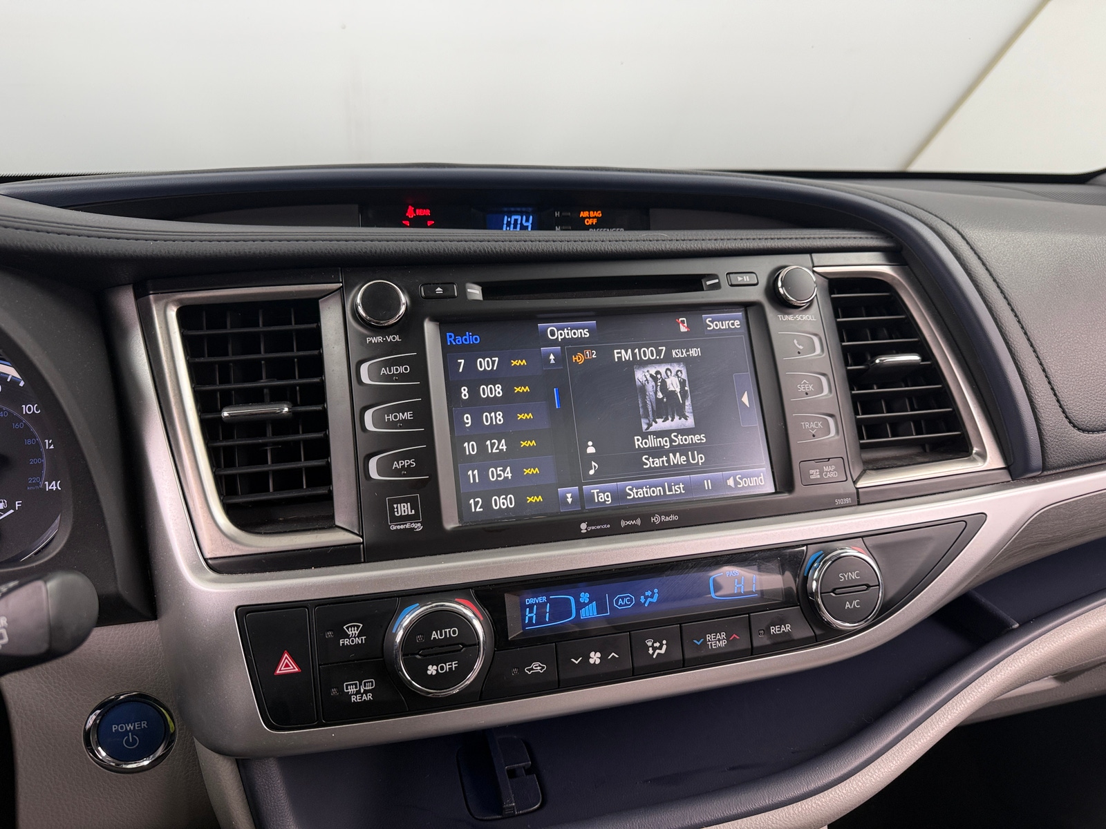 Thumbnail: 2019 Toyota Highlander - 3