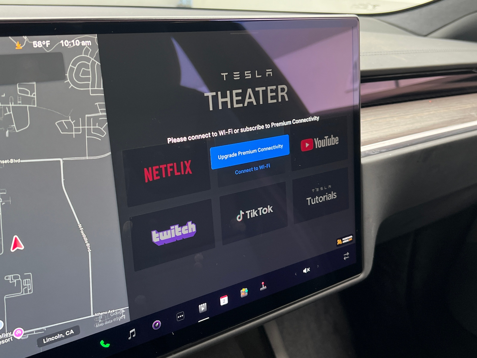 Thumbnail: 2022 Tesla Model S - 3