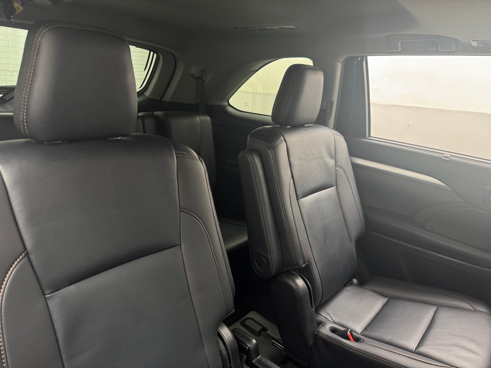 Thumbnail: 2019 Toyota Highlander - 5