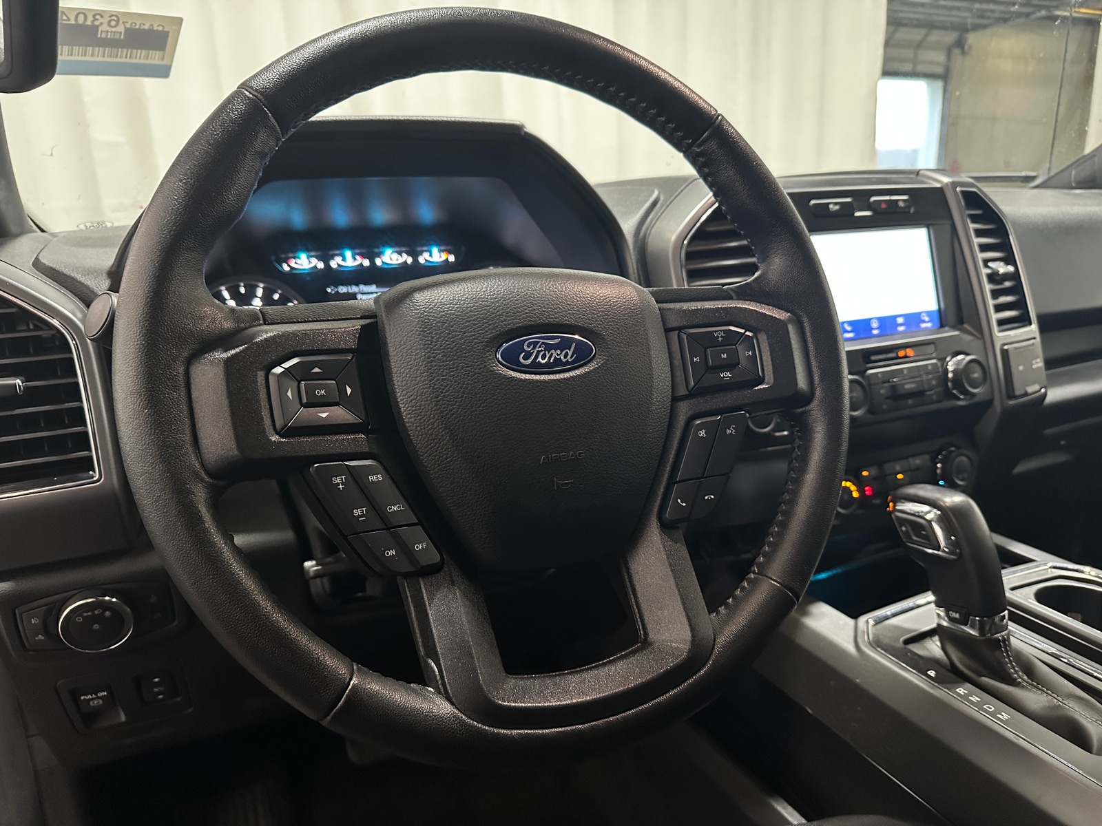 Thumbnail: 2020 Ford Econoline - 4