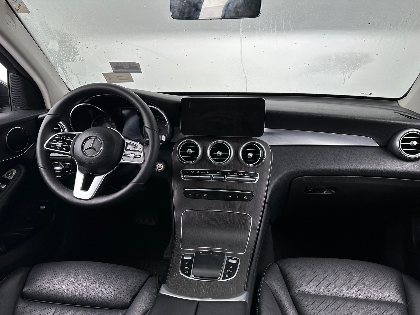 Thumbnail: 2021 Mercedes-Benz GLC - 2