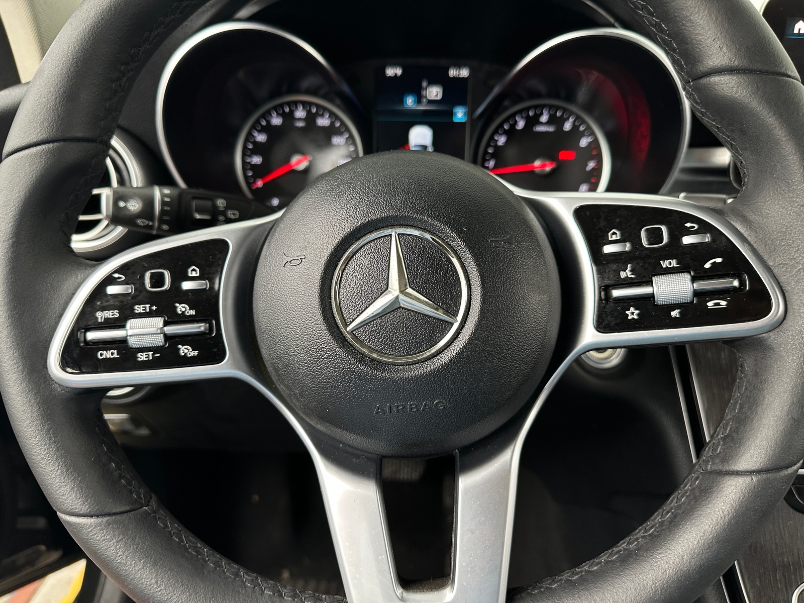 Thumbnail: 2021 Mercedes-Benz GLC - 4