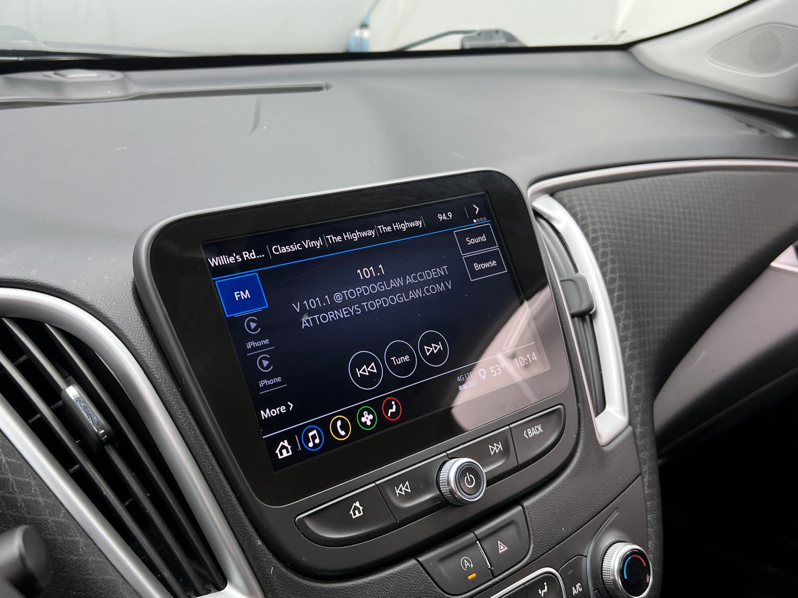 Thumbnail: 2024 Chevrolet Malibu - 4