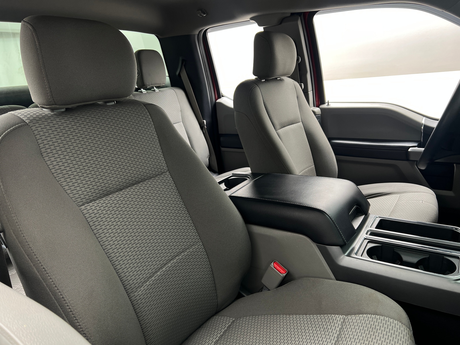 Thumbnail: 2017 Ford Econoline - 2