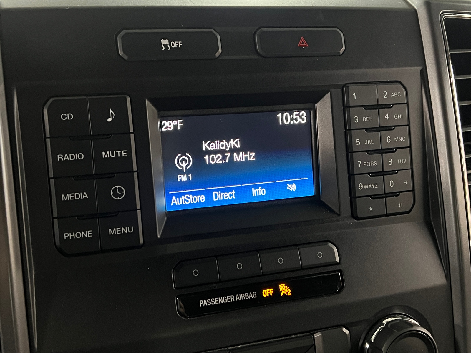 Thumbnail: 2017 Ford Econoline - 4