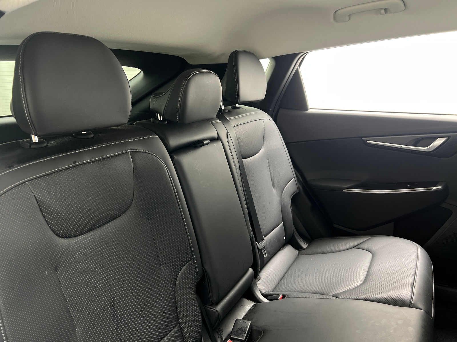 Thumbnail: 2023 Kia EV6 - 5