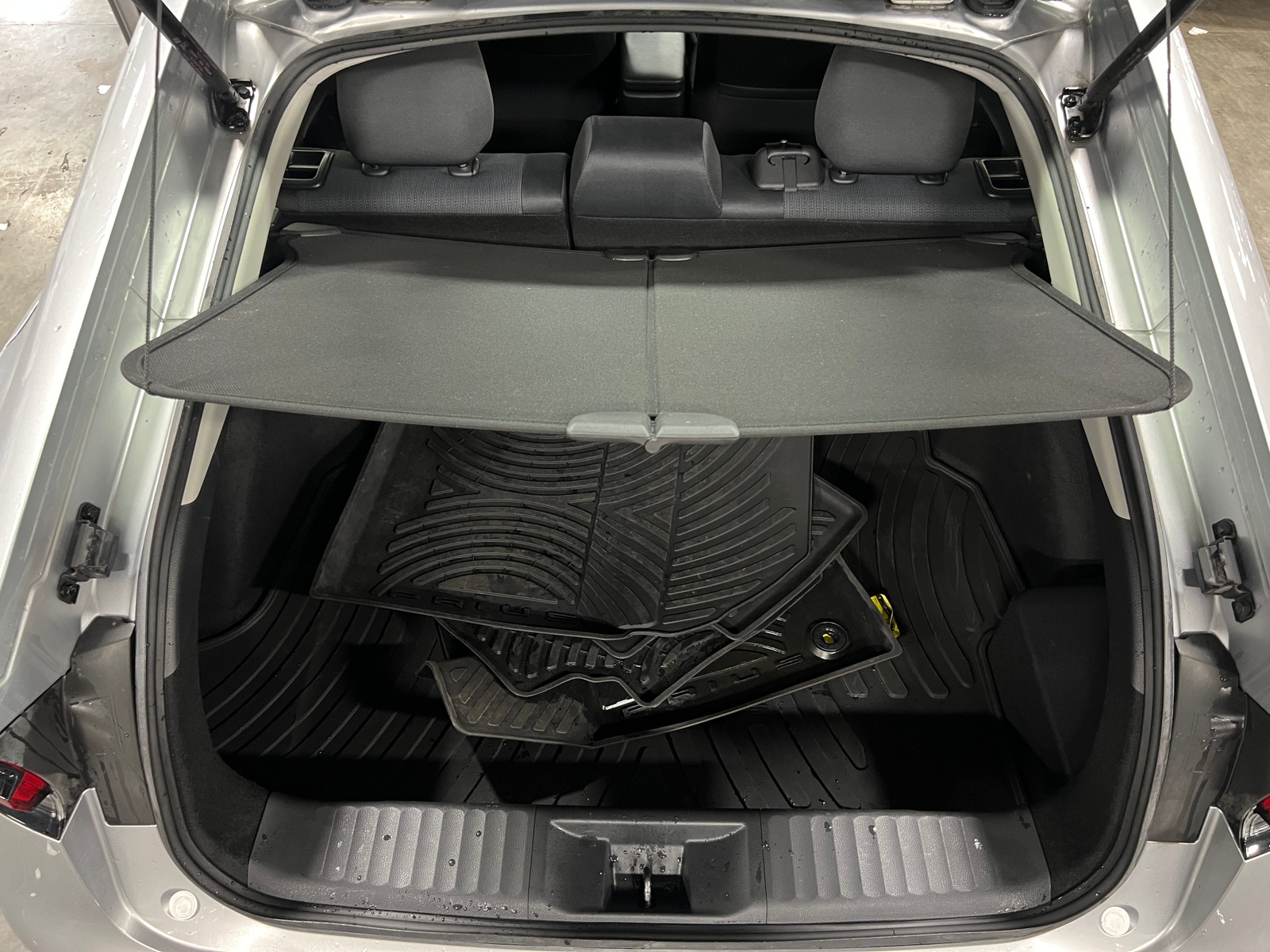 Thumbnail: 2023 Toyota Prius - 7