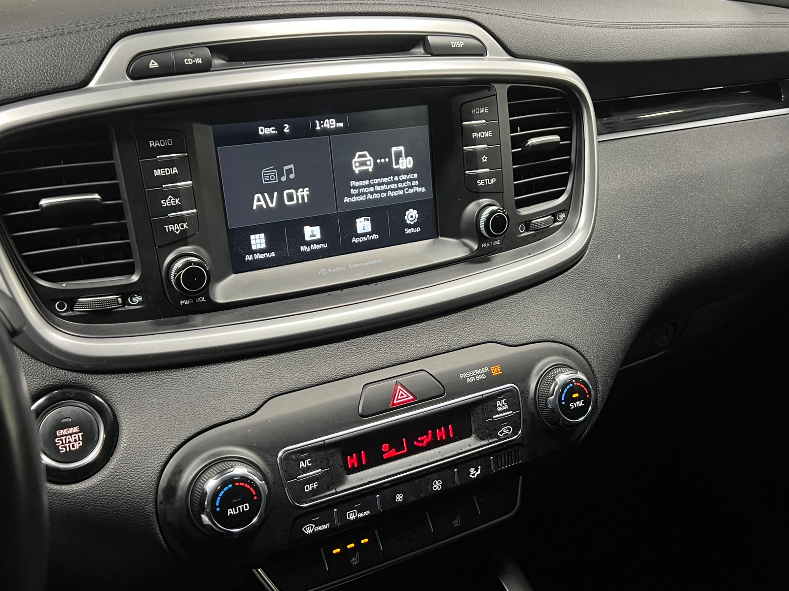 Thumbnail: 2019 Kia Sorento - 4