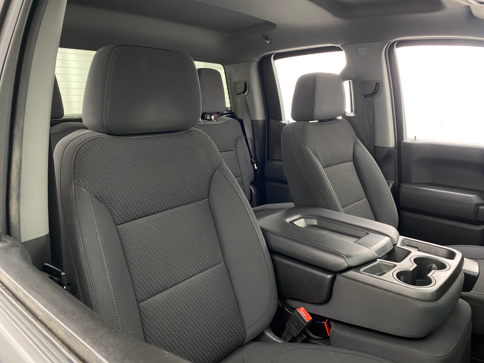 Thumbnail: 2020 Chevrolet Silverado 1500 - 2