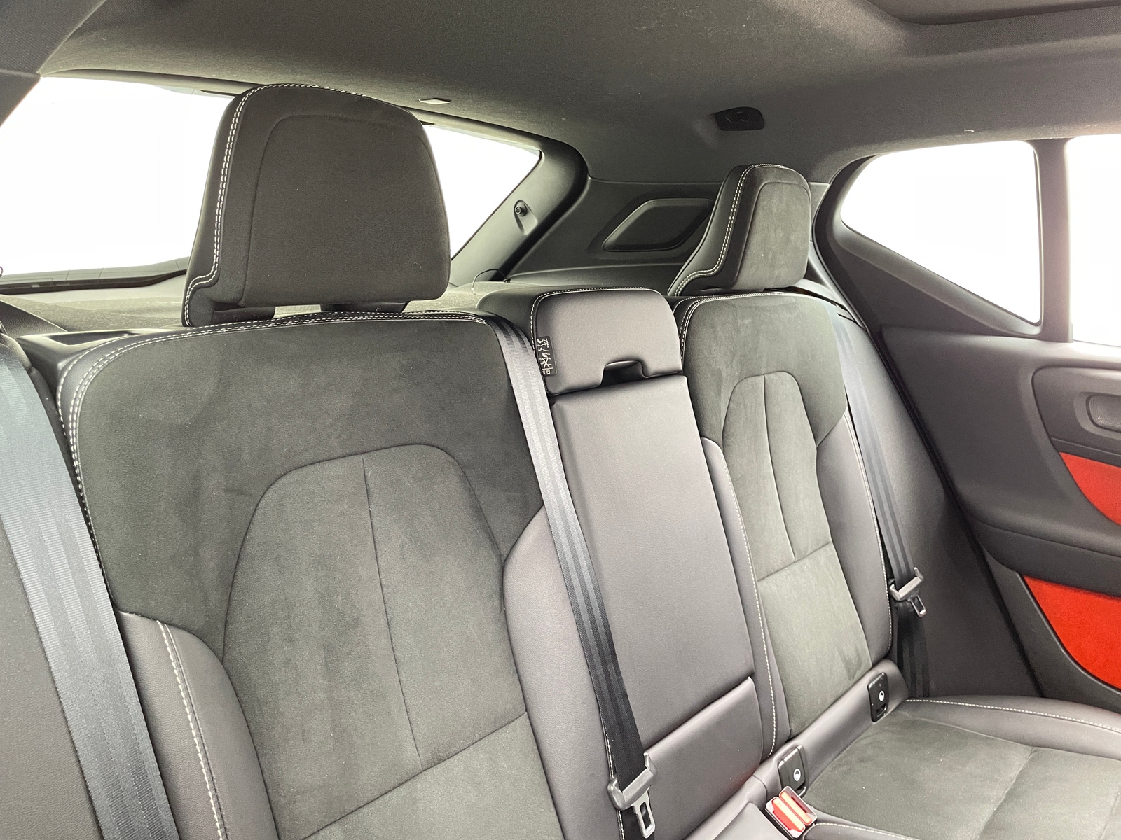 Thumbnail: 2021 Volvo XC40 - 5