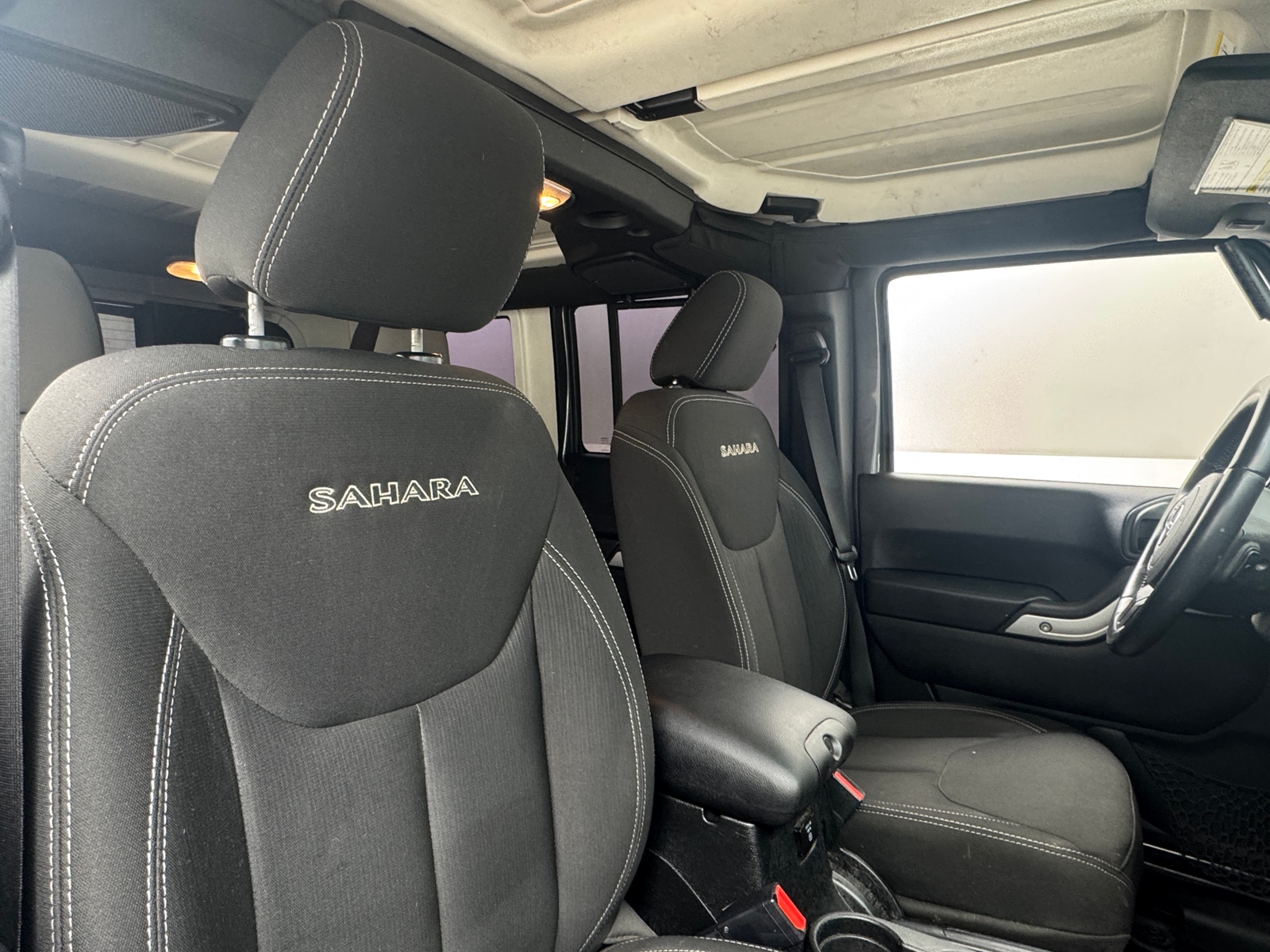 Thumbnail: 2016 Jeep Wrangler - 2