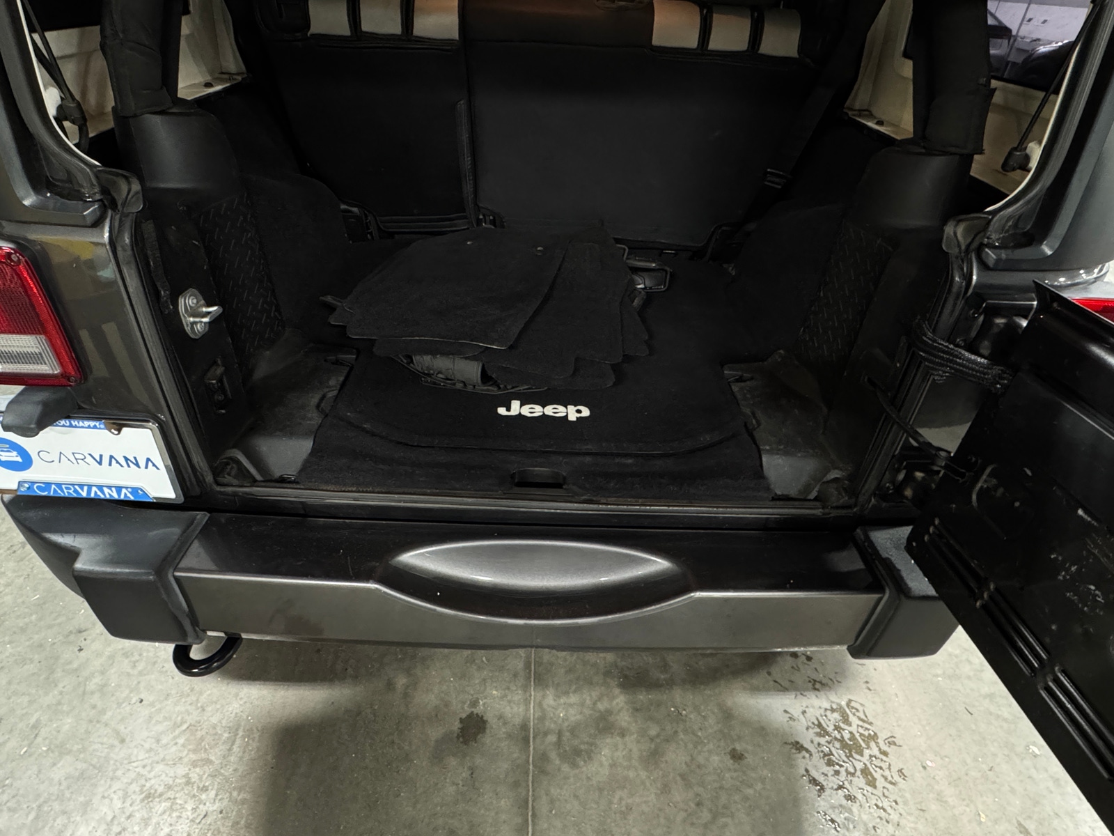 Thumbnail: 2016 Jeep Wrangler - 7