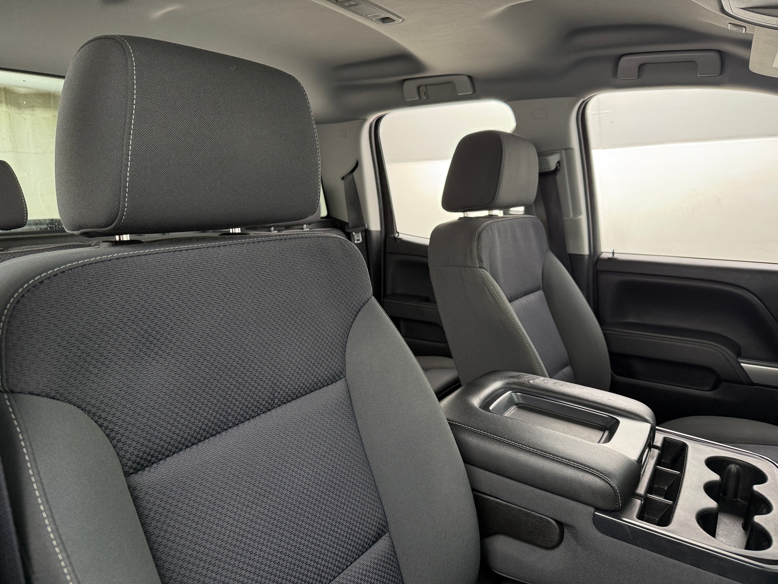 Thumbnail: 2018 Chevrolet Silverado 1500 - 2