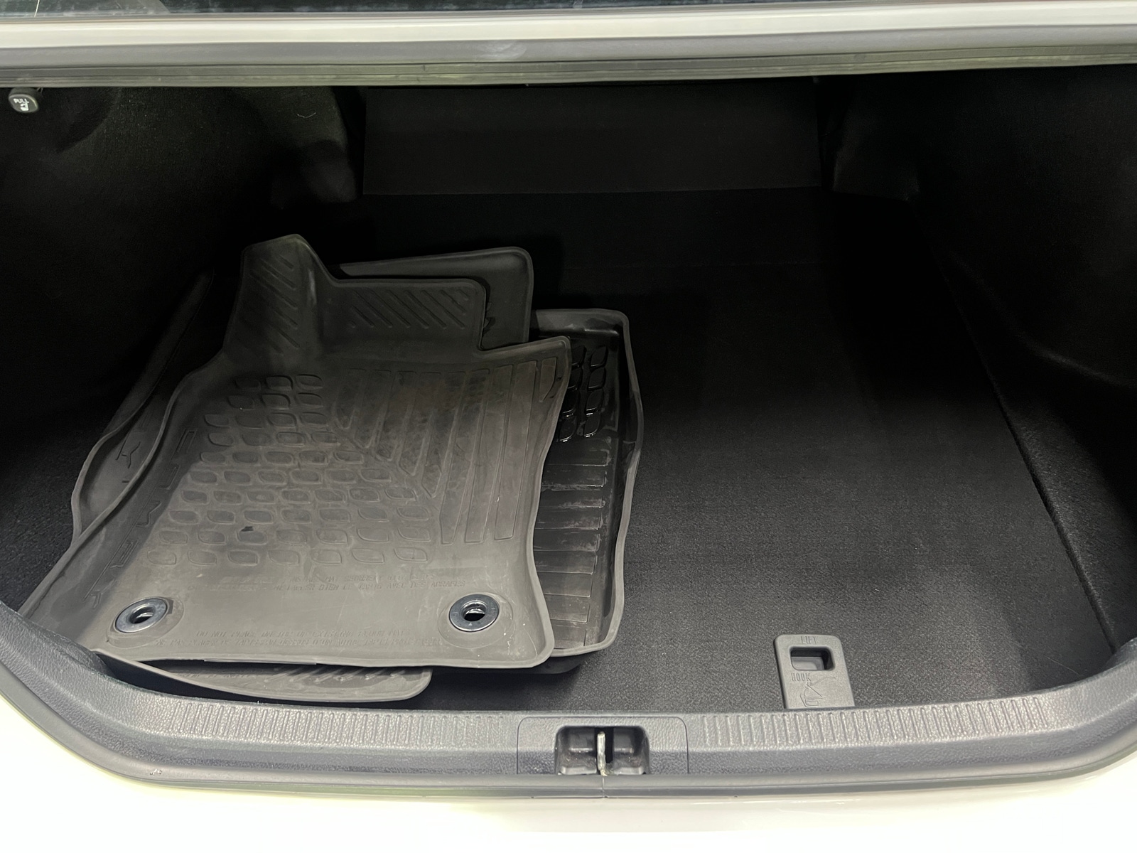 Thumbnail: 2022 Toyota Camry - 7