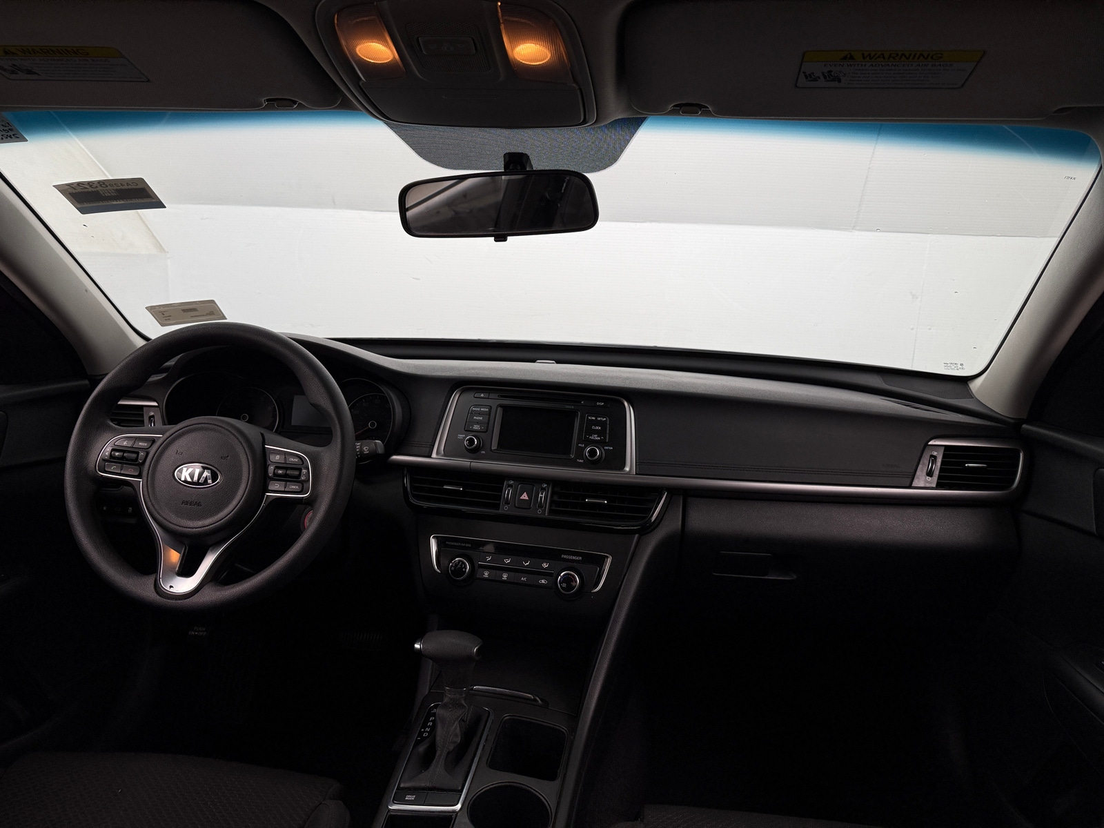 Thumbnail: 2016 Kia Optima - 3