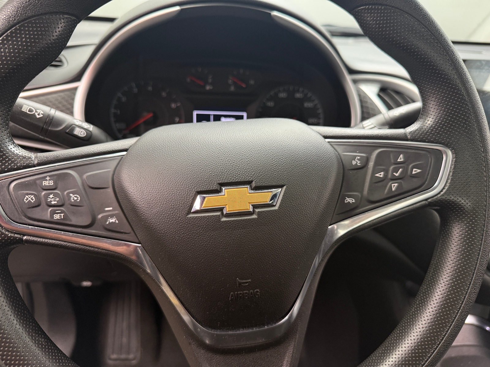 Thumbnail: 2024 Chevrolet Malibu - 5