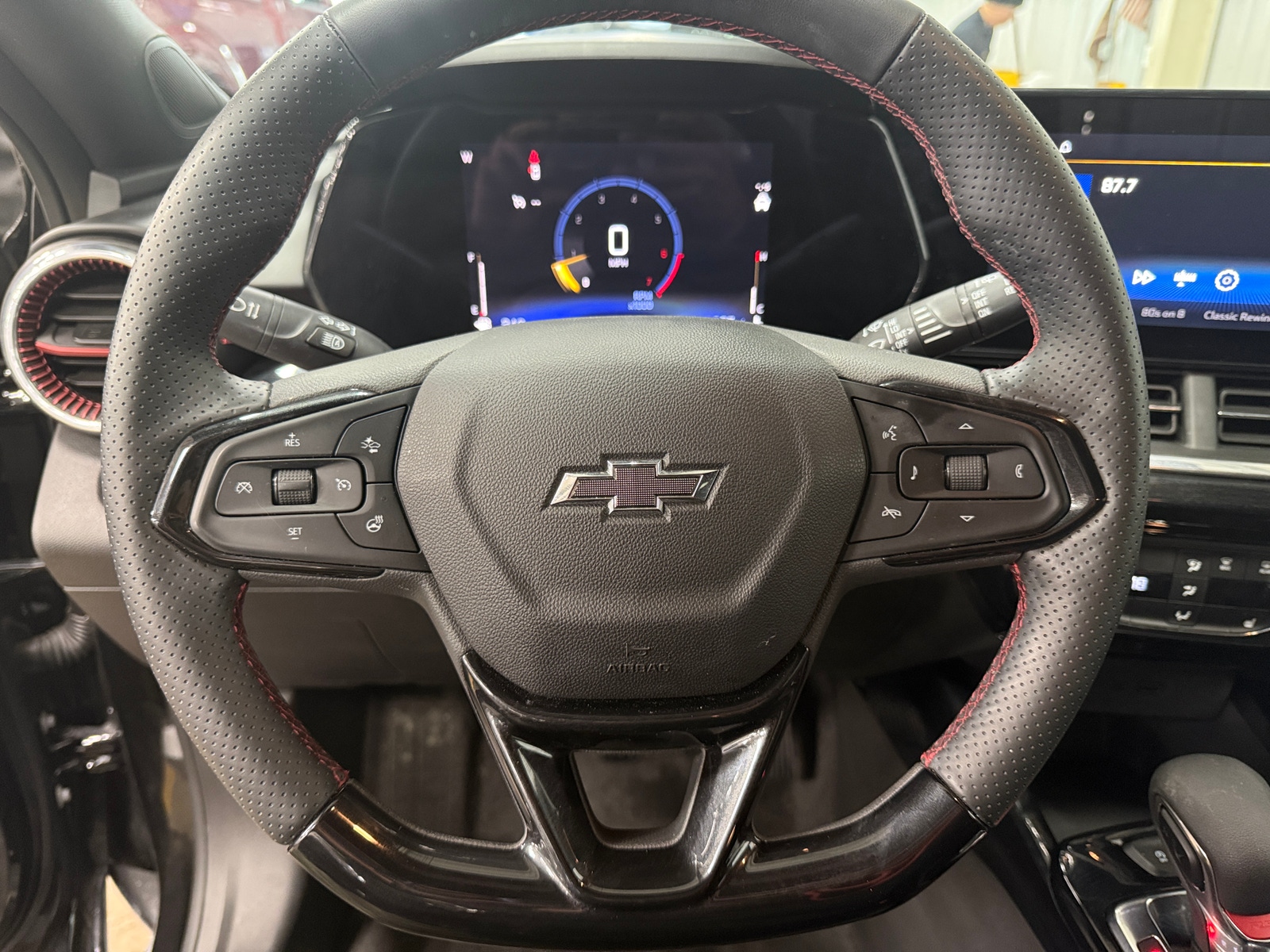 Thumbnail: 2025 Chevrolet Trax - 4