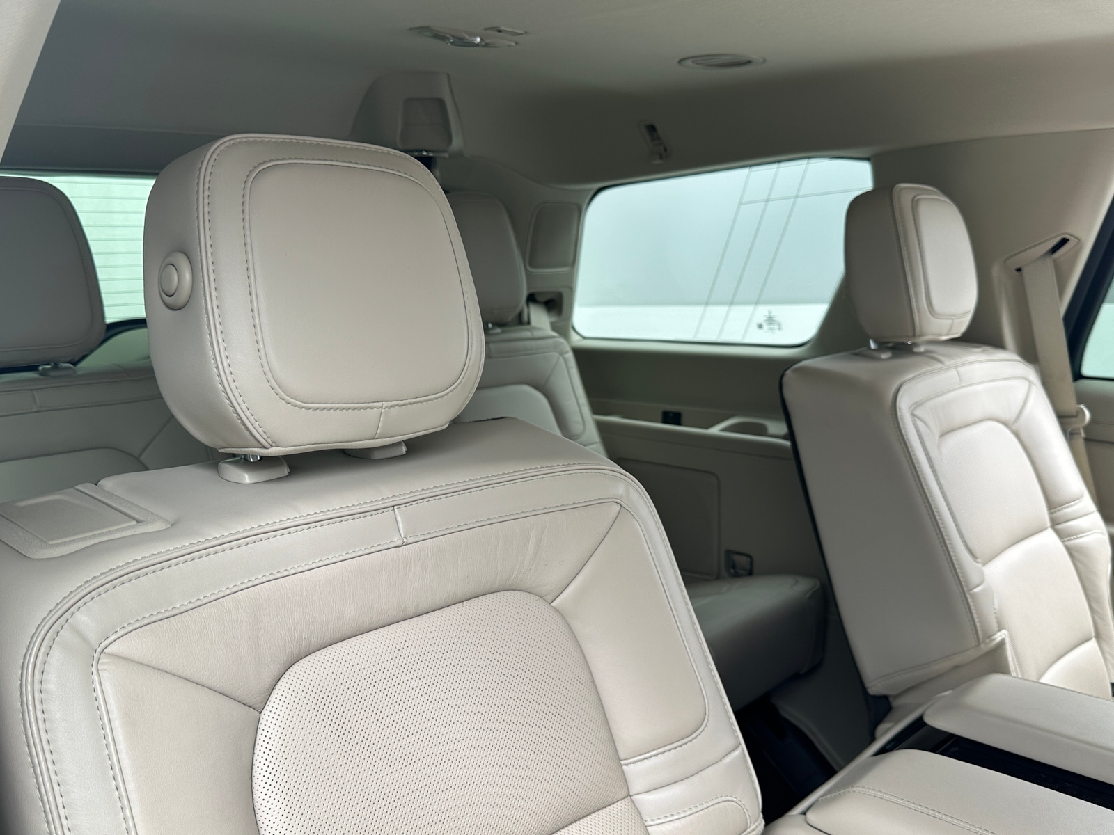 Thumbnail: 2019 Lincoln Navigator - 5