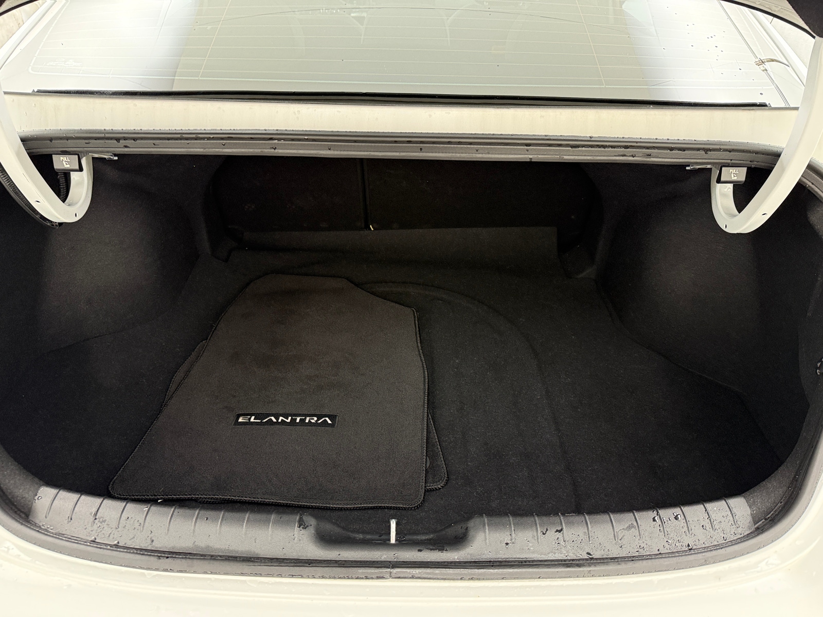 Thumbnail: 2023 Hyundai Elantra - 6