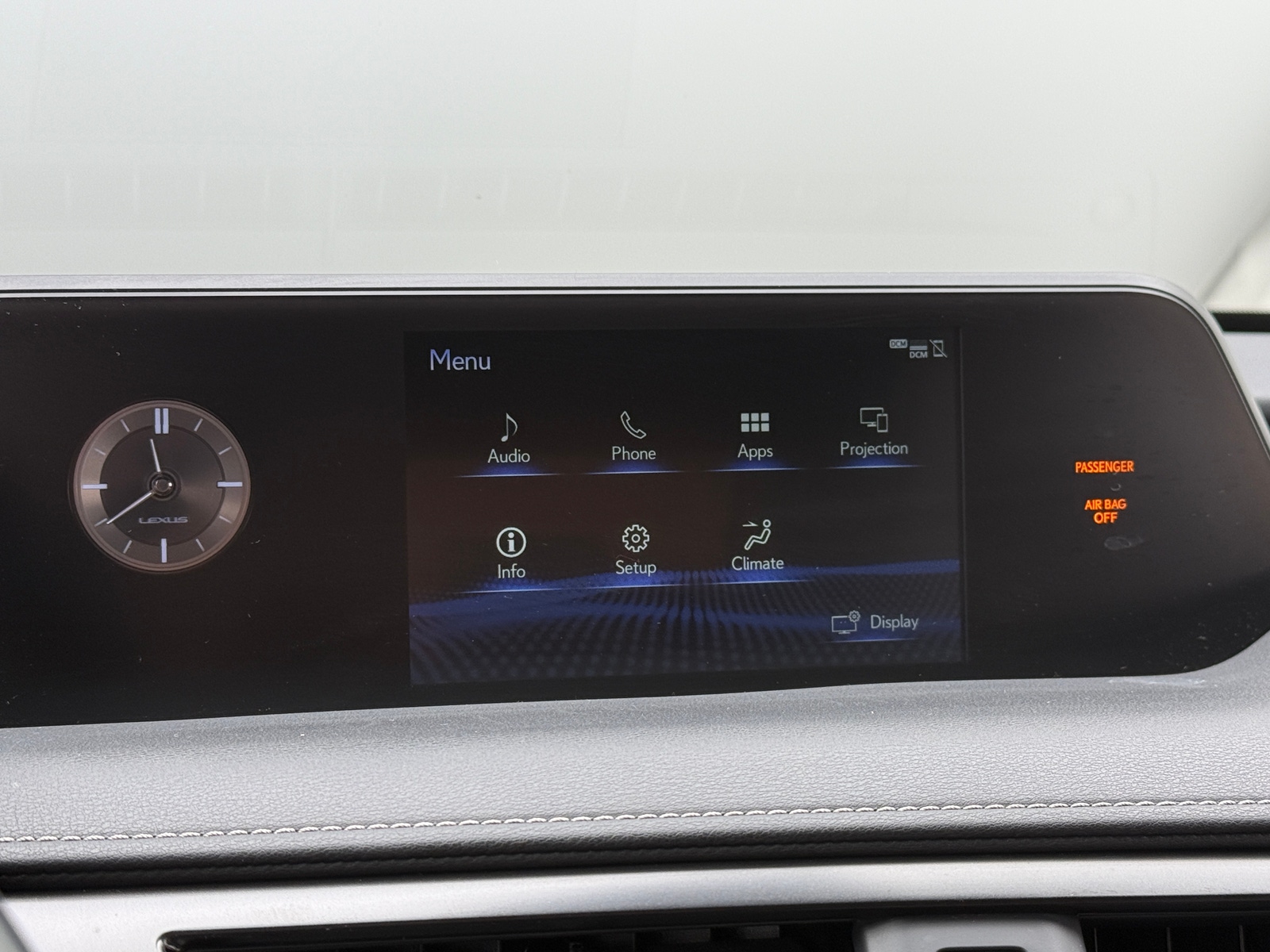 Thumbnail: 2022 Lexus UX - 3