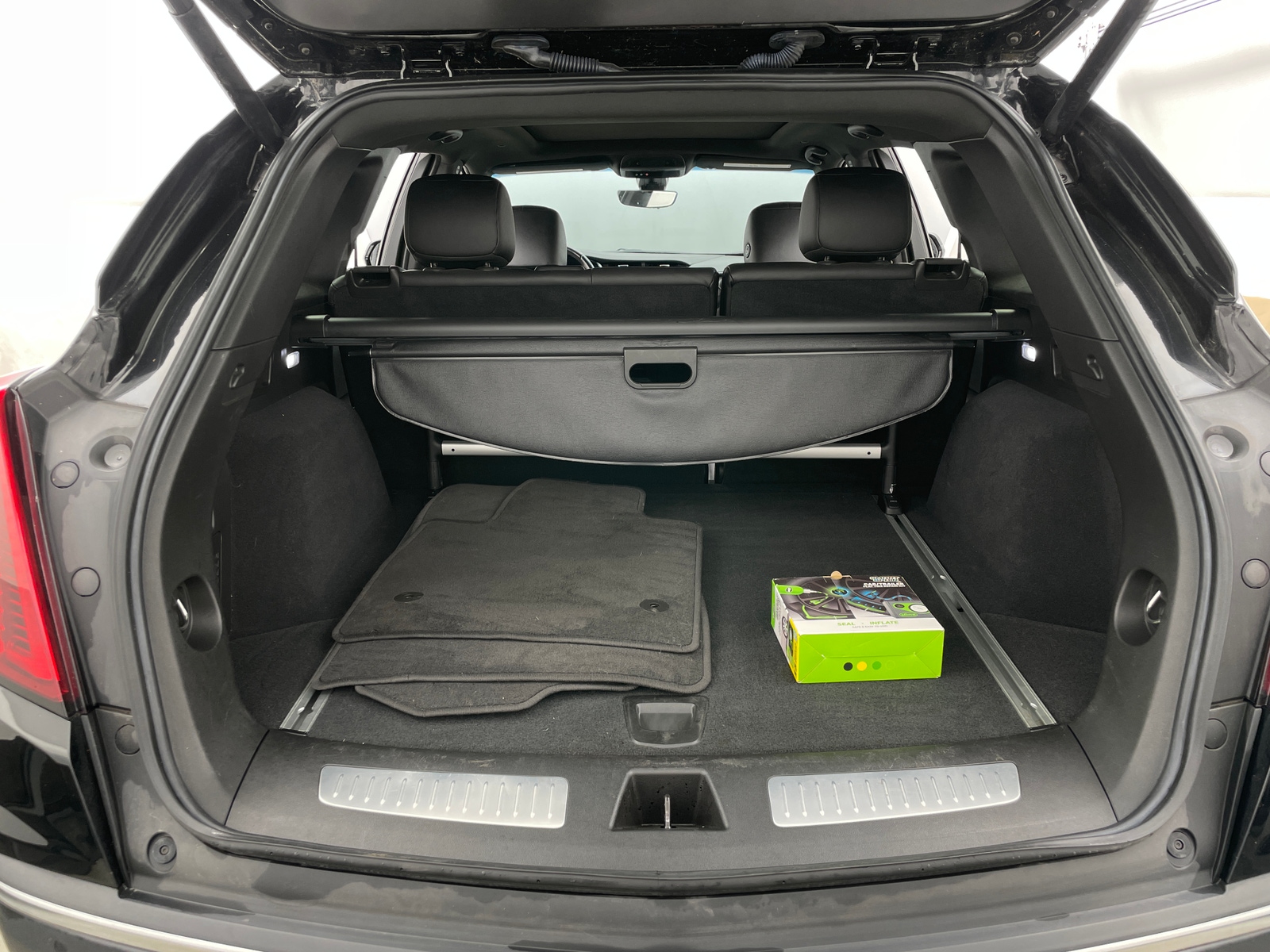 Thumbnail: 2020 Cadillac XT5 - 6