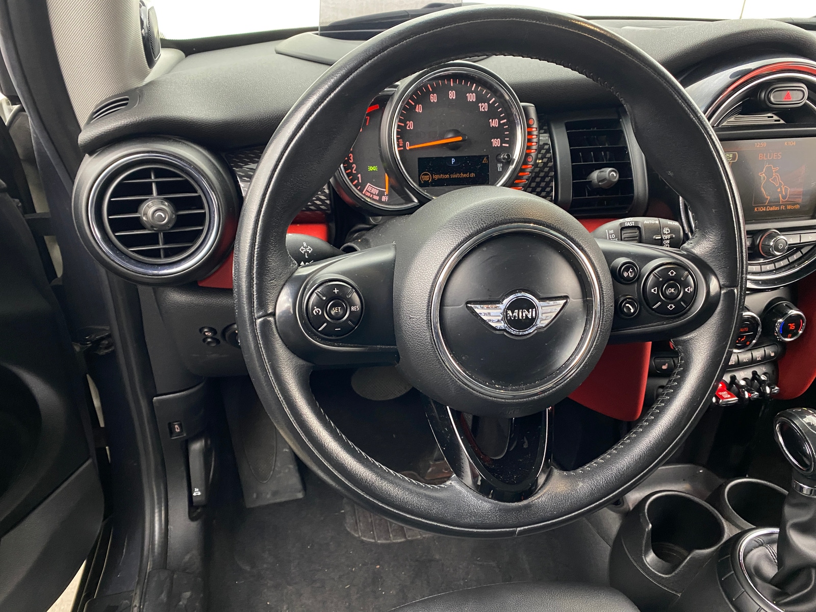 Thumbnail: 2015 MINI Cooper Hardtop - 4
